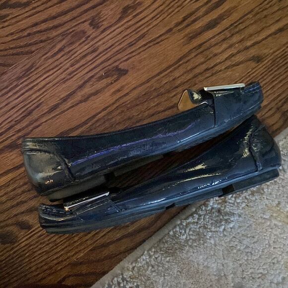 Calvin Klein Women’s 9 Buckle Slip On Ballet Pumps Navy Leather - Picture 7 of 7